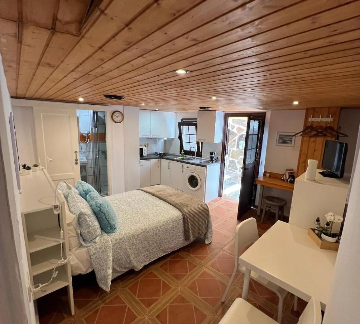 El Pequeno Refugio Apartment Chio  Spain